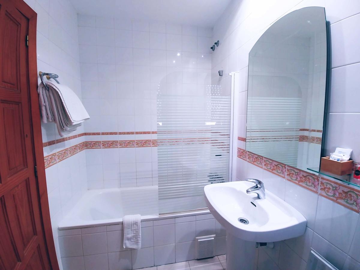 Hotel San Francisco Molina de Aragon Bagian luar foto